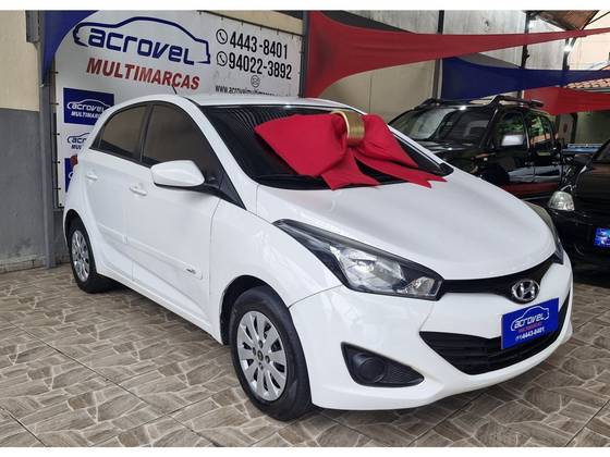 HYUNDAI HB20 1.6 COMFORT PLUS 16V FLEX 4P MANUAL HYUNDAI HB20 1.6 COMFORT PLUS 16V FLEX 4P MANUAL